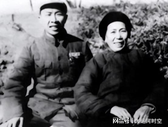 炒股配资官网开户 曾思玉回乡探亲，脱队十几年的师政委想跟他回部队：无能为力！